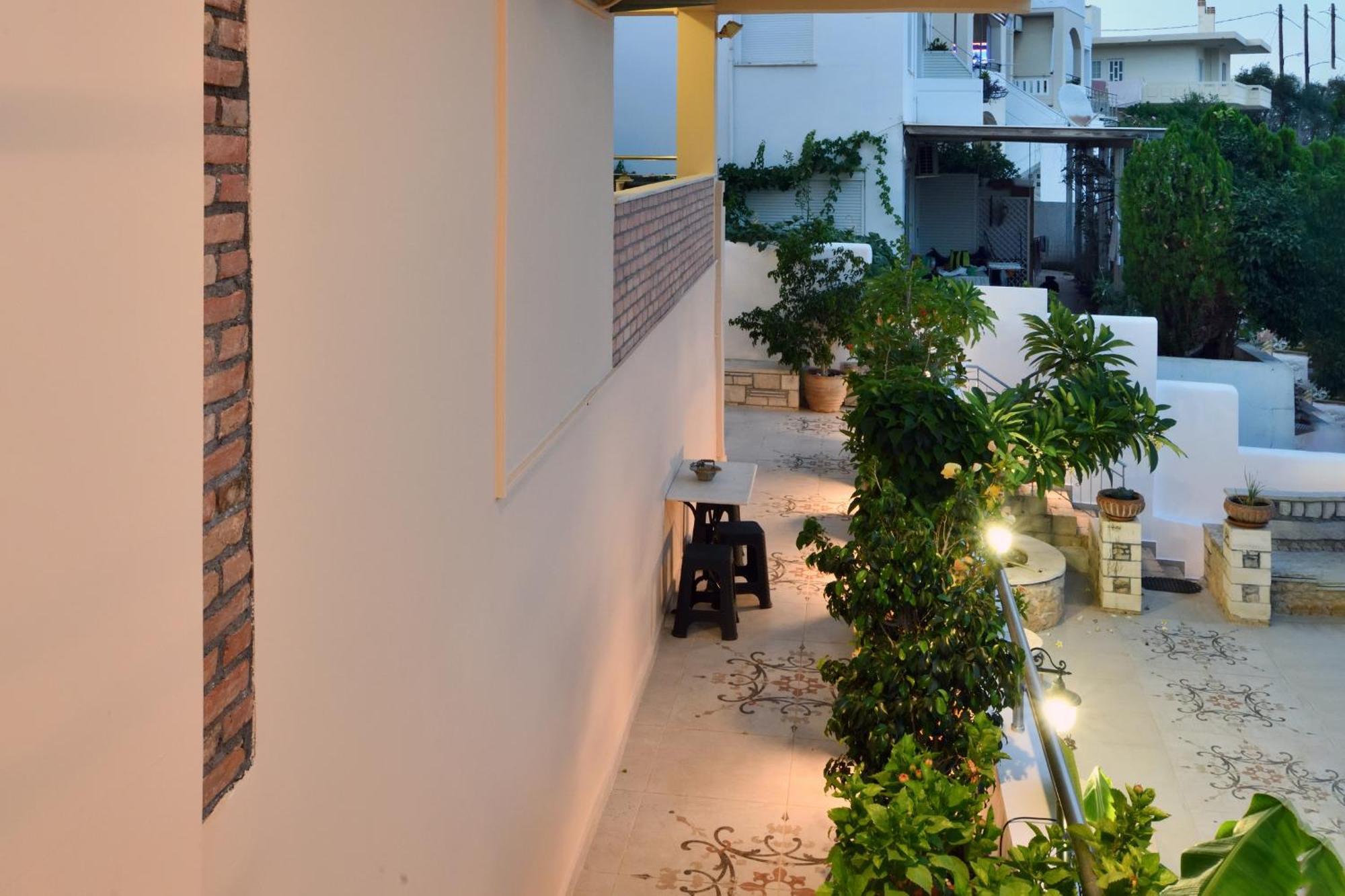 Favola Golden Beach Villa Daratsos Exterior photo
