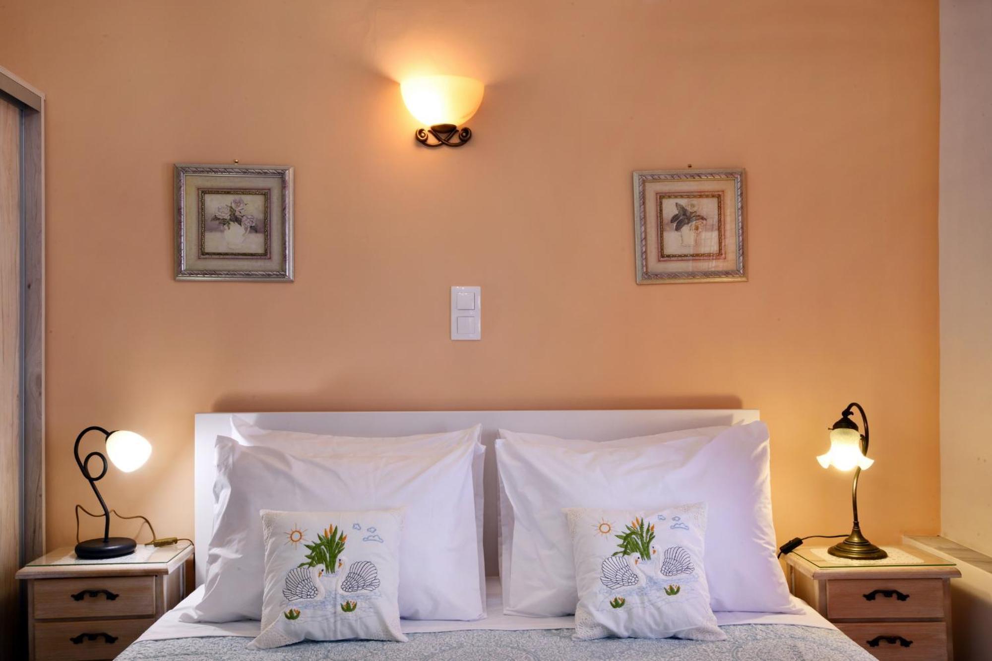Favola Golden Beach Villa Daratsos Exterior photo